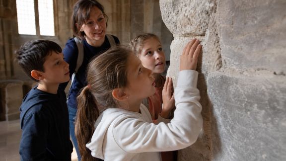 Comment rendre une visite de château captivante pour les enfants