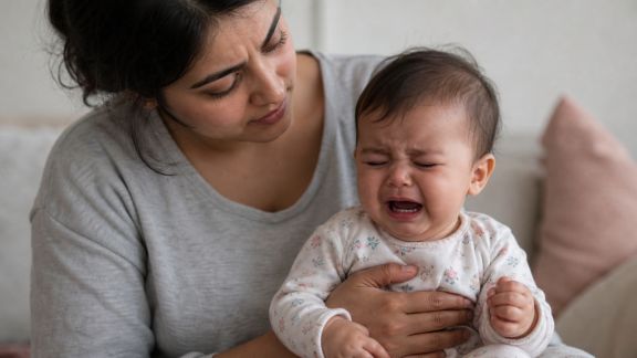 Reconnaître et gérer les pics de croissance chez bébé : conseils pour les parents