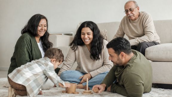 Créer un environnement familial apaisant : repères et exemples pour tous les âges